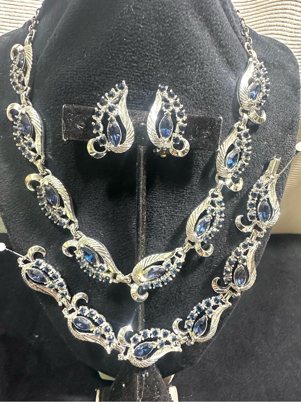 Vtg: Demi Perura Silver Toned Blue Rhinestone Necklace, Bracelet & Earrings Set